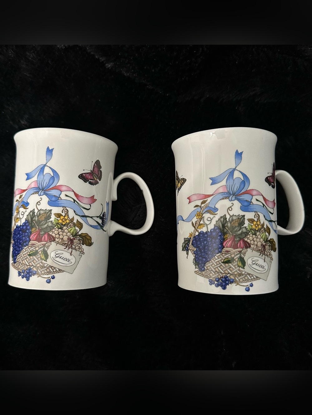 Gucci White Porcelain Mug Pair with Blue and Pink Ribbon Floral Basket